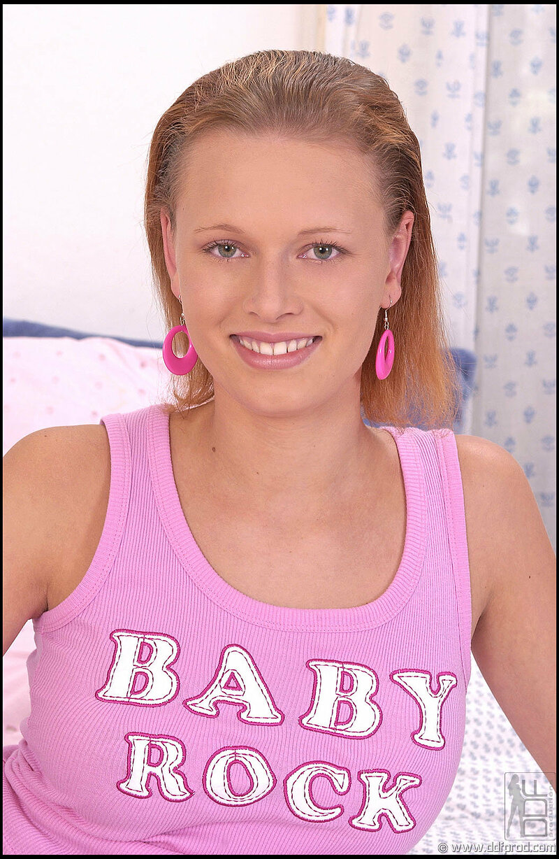 Ксения, 39